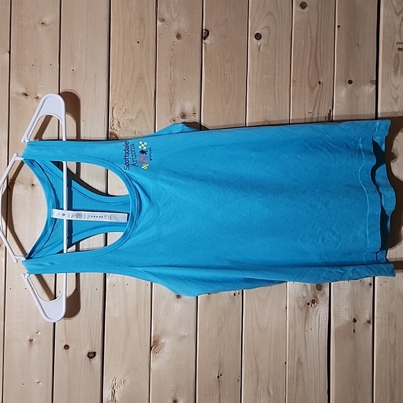 lululemon athletica Tops - Lululemon Swiftly Tech Racerback Scottsdale 10K Tour Tank in Turquoise Size 8